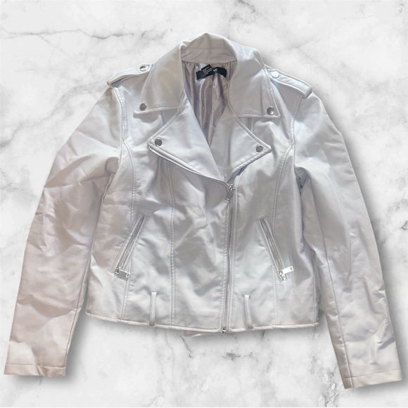 Forever 21 Jackets & Blazers - FOREVER 21 FAUX LEATHER MOTO BIKER JACKET WOMEN'S CUTE TAUPE  SIZE SMALL (264)